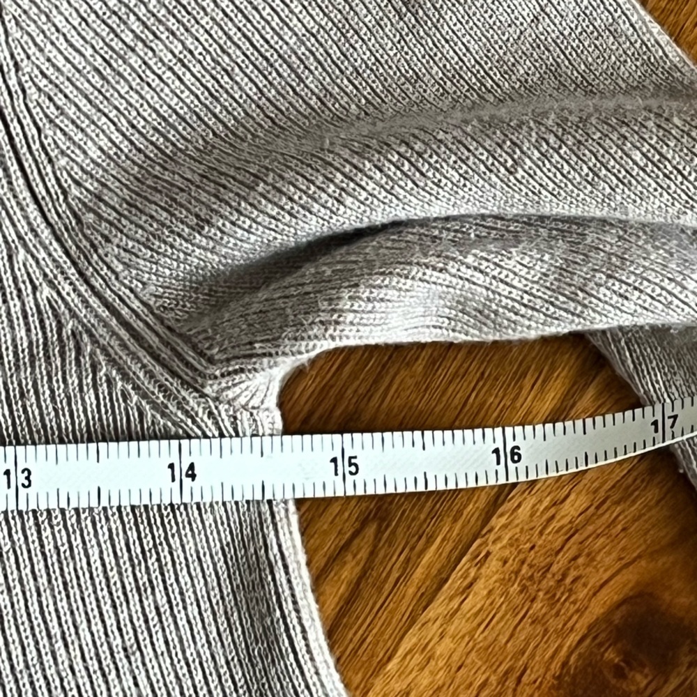 Anthropologie knitted & knotted sweater size XXS, USED - Picture 9 of 16